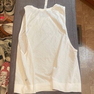 lululemon athletica White Short Sleeve Tee
